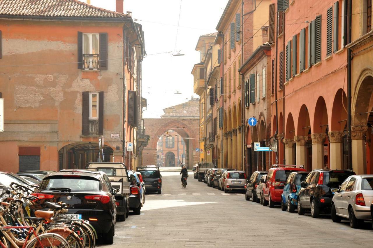 بولونيا Andrea Luxury Apartments Strada Maggiore Studio 1 المظهر الخارجي الصورة
