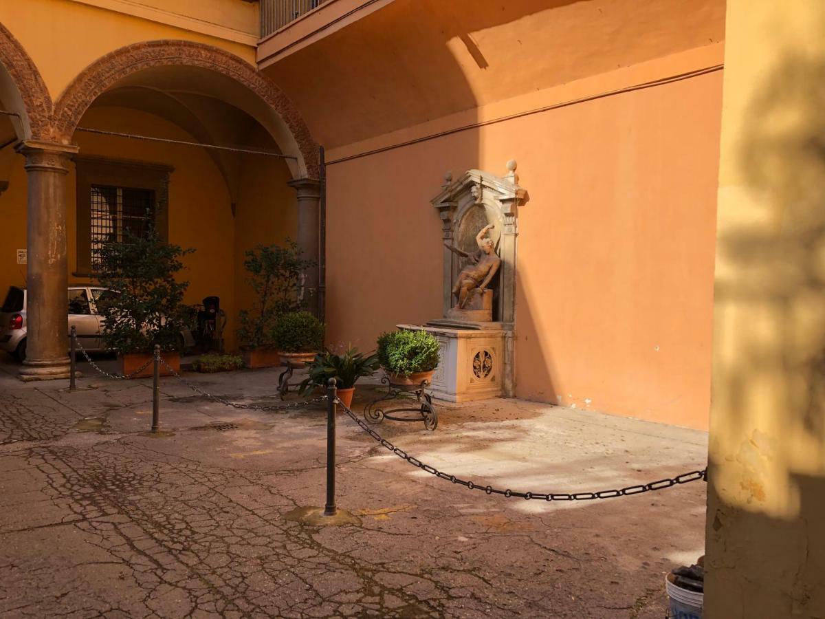 بولونيا Andrea Luxury Apartments Strada Maggiore Studio 1 المظهر الخارجي الصورة