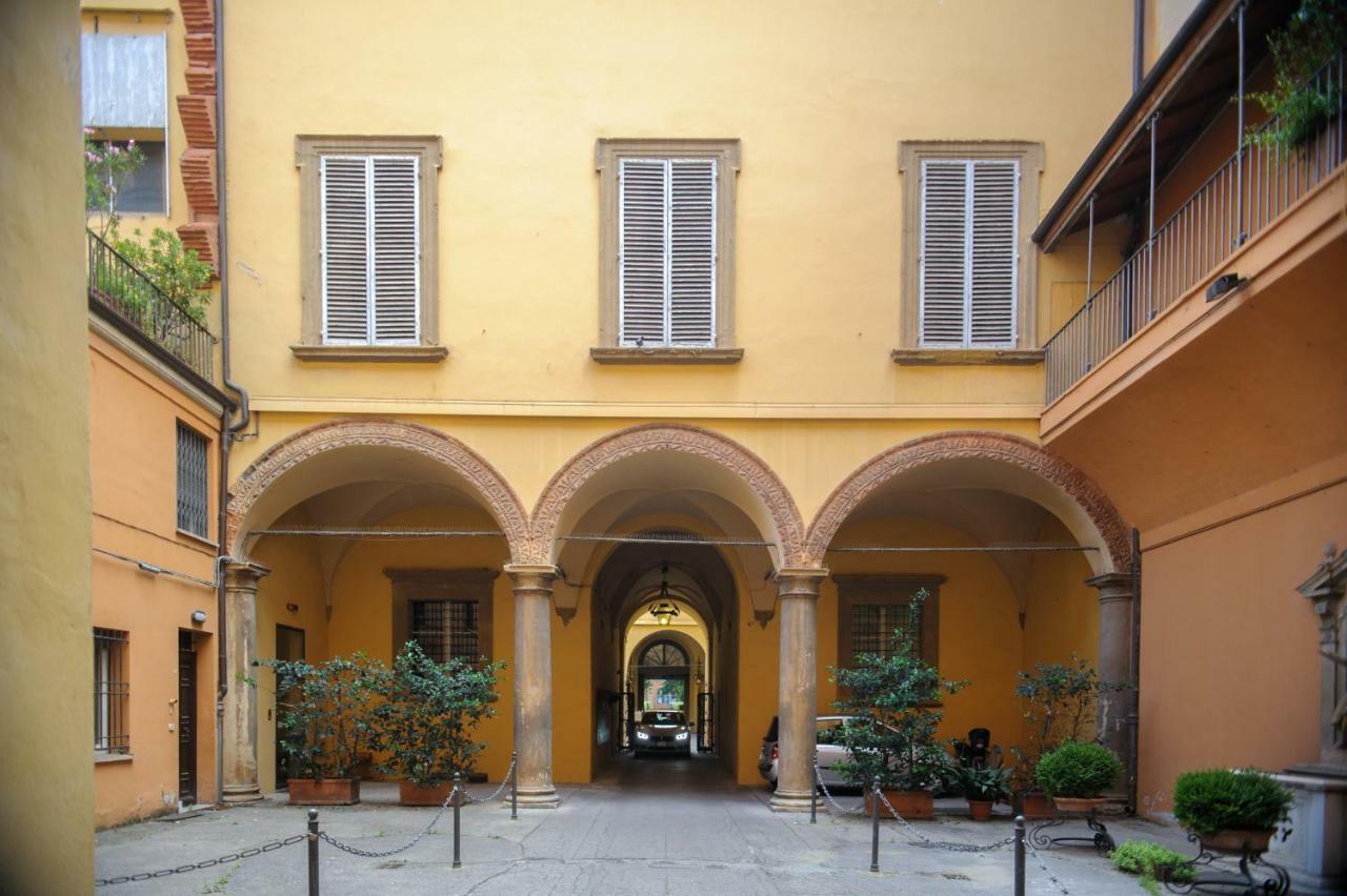 بولونيا Andrea Luxury Apartments Strada Maggiore Studio 1 المظهر الخارجي الصورة